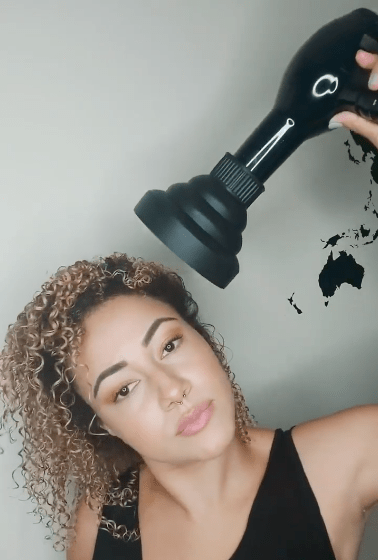 The ultimate guide to diffusing curly or wavy hair